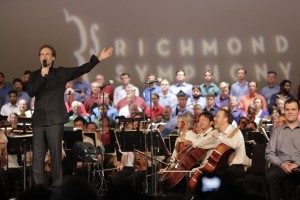 Music Director, Steven Smith, with the Richmond Symphony orchestra and chorus during the opening ceremonies of the UCI Road World Championships